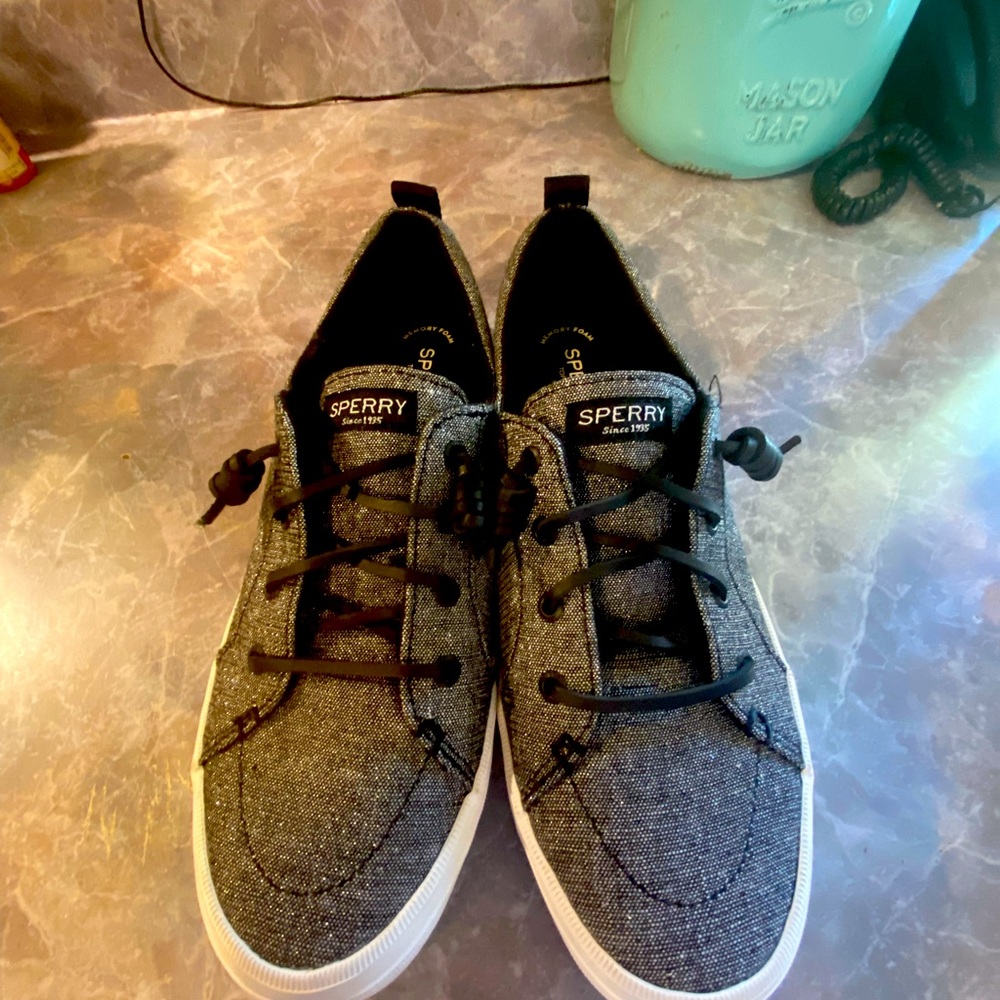Speery crest vibe boat shoe NEVER WORN